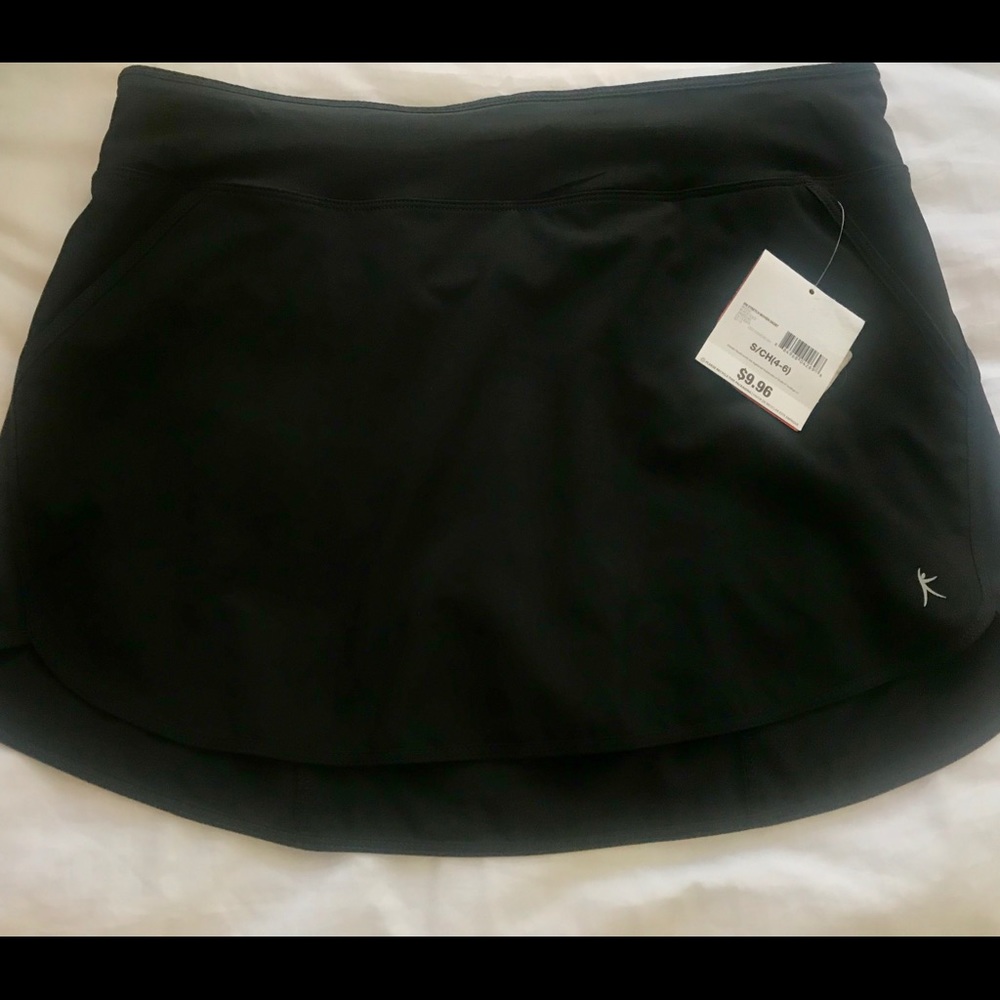 Danskin Now Black Skort